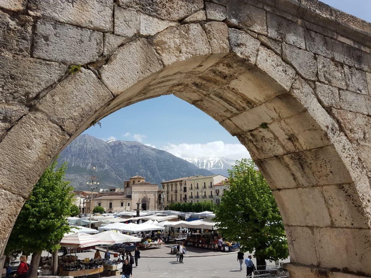 La Dimora Del Falconiere - Luxury Suites Sulmona Buitenkant foto