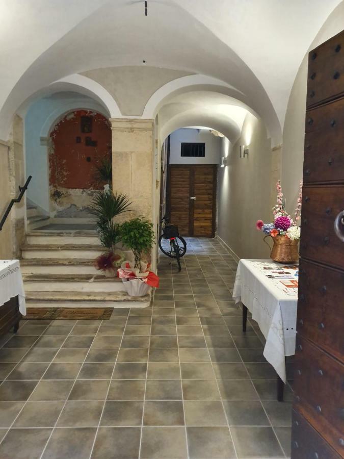 La Dimora Del Falconiere - Luxury Suites Sulmona Buitenkant foto