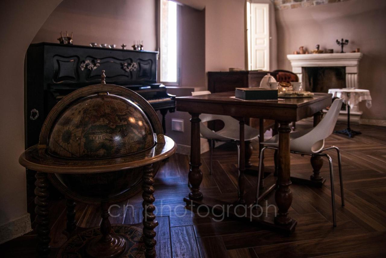 La Dimora Del Falconiere - Luxury Suites Sulmona Buitenkant foto